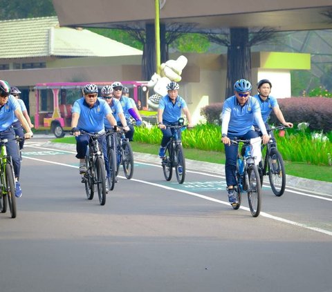 Jaga Kebugaran, Pangkoopsudnas Ajak Gowes Bareng Personel Makoopsudnas