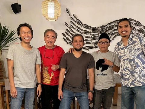 Potret Jadul Grup Band Sheila on 7 di Ulang Tahun Ke-28 jadi Sorotan