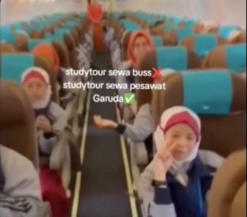 Enggak Level Sewa Bus para Siswa SD ini Study Tour 'Carter' Satu Pesawat Garuda, Habis Berapa Duit?