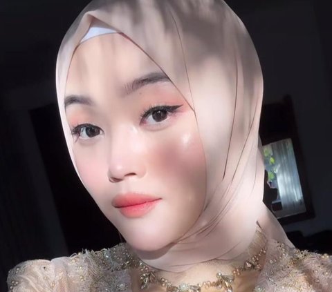 Cantiknya Putri Delina di Acara Mepamit Mahalini dan Rizky Febian, Netizen 'Si Wajah Sendu Memesona'