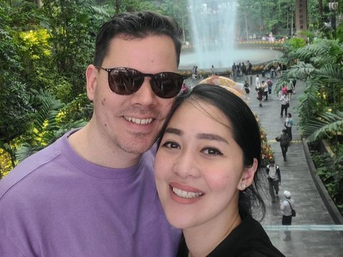Momen Bahagia Gracia Indri saat Hadiri Acara Pernikahan Kakak Iparnya yang Seorang Mualaf, Ternyata Menikah dengan orang Indonesia