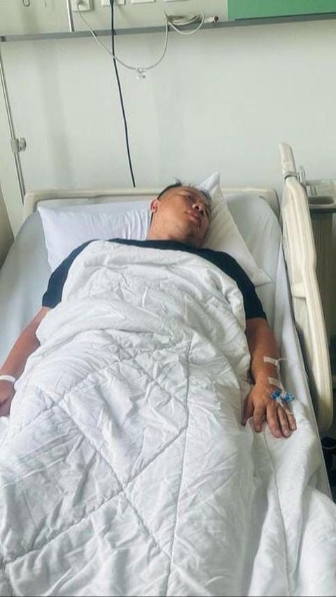 Jatuh Sakit, Vicky Prasetyo Dilarikan ke Rumah Sakit 'Mohon Doanya'