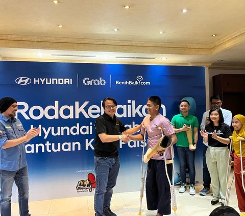 Hyundai dan Grab Salurkan Alat Bantu Gerak serta Kursi Roda kepada Penyandang Disabilitas