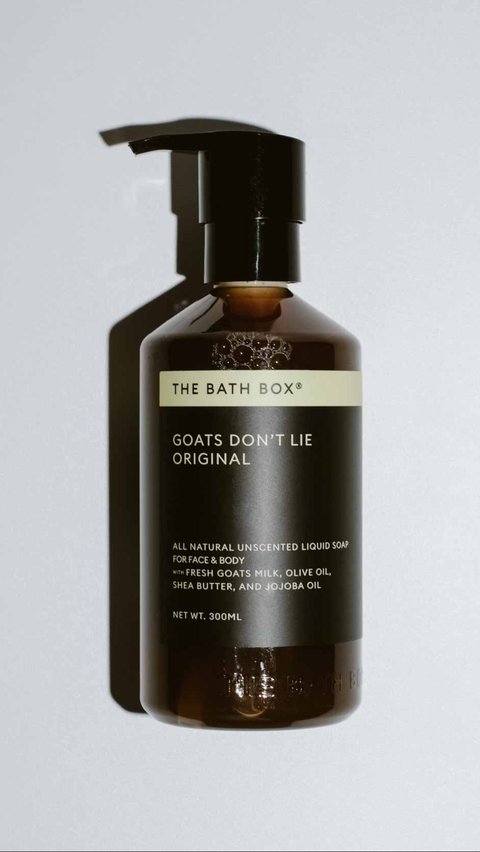 1. The Bath Box Goats Don't Lie Original Liquid Soap<br>