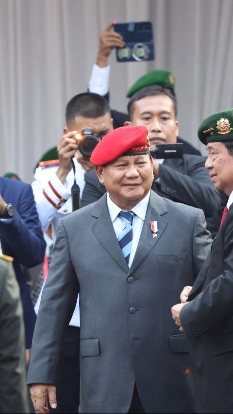 Pertama Kali Prabowo Pakai Baret Merah Bintang 4 Gagah Bicara Depan Para Jenderal Senior
