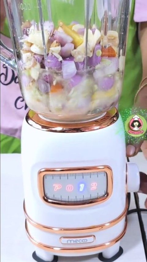 Haluskan Rempah dengan Blender