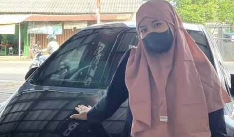 Wanita Ini Unggah Perjalanan Hidupnya Berjuang dari Nol hingga Sukses Usai Sang Ayah Meninggal, Tuai Pujian