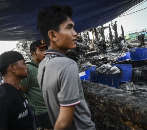 Cerita 3 ABK Terjebak Saat Kobaran Api Hanguskan 3 Kapal di Muara Baru dan Berujung Tewas