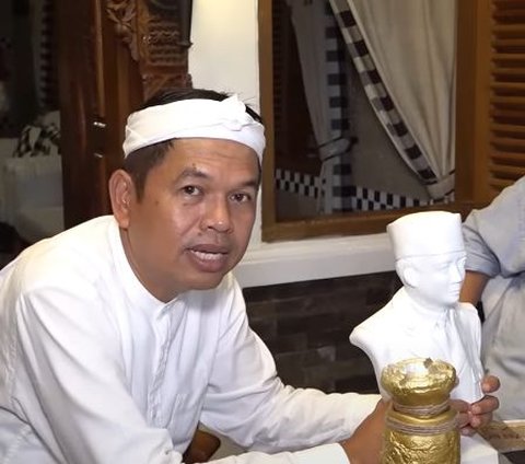 Pembuat Patung Soekarno Tolak Dibayar Rp100 Juta oleh Dedi Mulyadi, Ini Alasannya