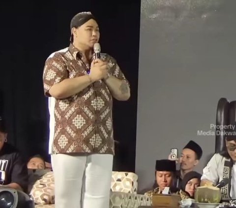 Sumbang Seribu Kerudung di Pengajian Gus Miftah, Ivan Gunawan 'Saya Tipe Orang yang Tak Pernah Memperlihatkan Disaat Beribadah'