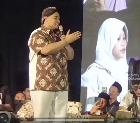 Sumbang Seribu Kerudung di Pengajian Gus Miftah, Ivan Gunawan 'Saya Tipe Orang yang Tak Pernah Memperlihatkan Disaat Beribadah'