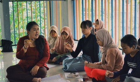 Respons Positif dari Komunitas