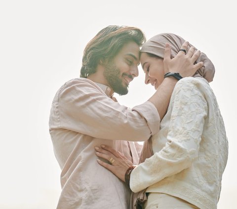 The Law of Exposing a Partner's Flaws in Marriage, Beware of the Punishment in the Hereafter