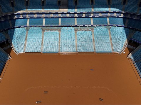 FOTO: Penampakan Parahnya Banjir di Brasil: Pesawat Terendam, Stadion Berubah Jadi Kolam