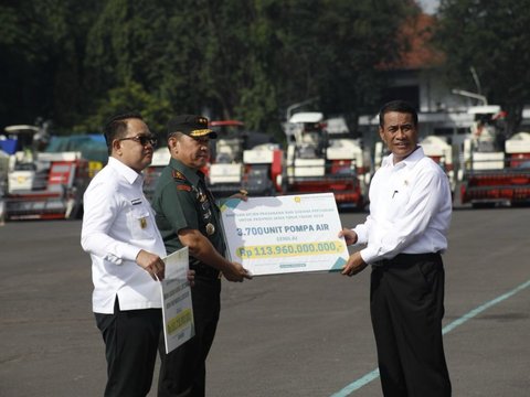 Dibantu 3.700 Pompa Air, Kementan Targetkan Produksi Padi Jatim Meningkat