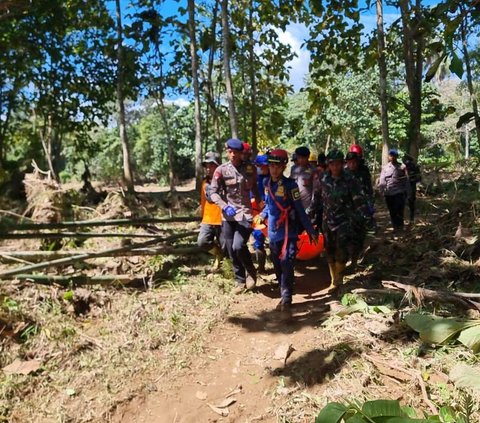 Basarnas Temukan Jasad 2 Korban Banjir Bandang Luwu, Total Korban Jiwa 13 Orang