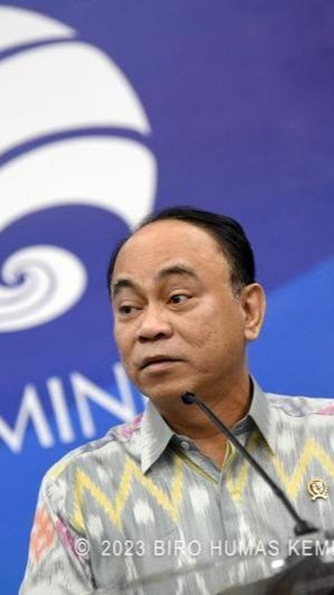 Projo Ungkap Sosok Orang Toxic yang Dipesankan Luhut ke Prabowo