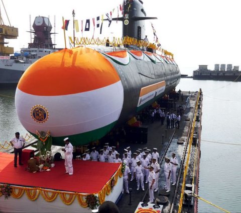 India Launches Submarine with Supersonic Missile Torpedo System with ...