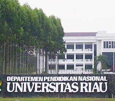 Criticism of Admission Fee, Unri Students Policed by Rector for Alleged Defamation
