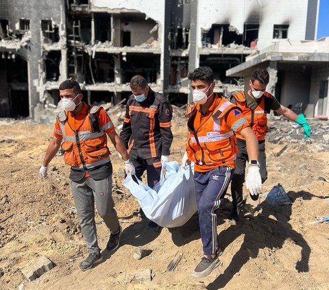 Kuburan Massal di RS Al-Shifa Gaza Palestina Kembali Ditemukan, Isinya 62 Mayat Anak & Wanita Korban Israel