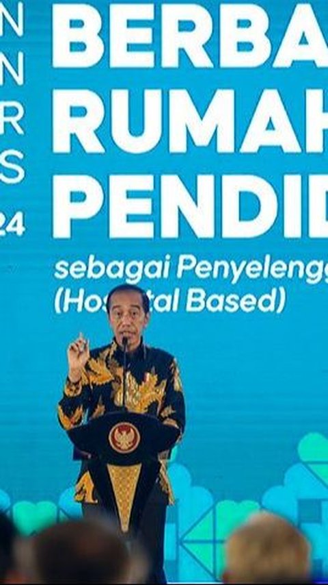 Jokowi Tegaskan Pilkada Sesuai Jadwal, November 2024