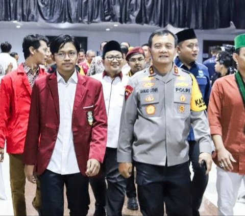 Jokowi Ogah Dikaitkan dengan Isu Kapolda Jateng Maju Pilgub: Itu Keinginan Pribadi