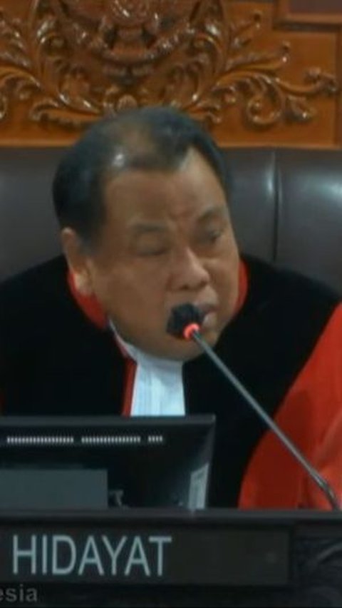 Hakim MK Minta KPU Segera Perbaiki Sirekap: Sebentar Lagi Pilkada<br>