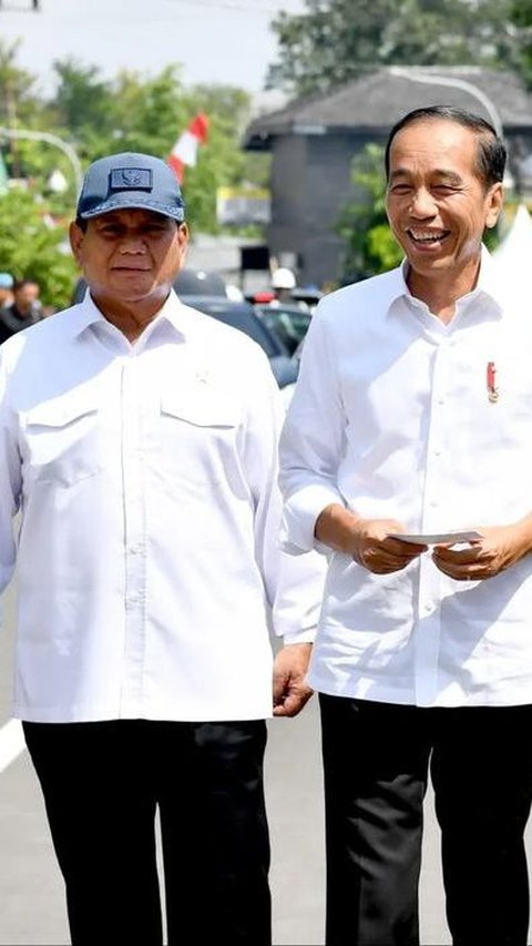 Jokowi Bisiki Presiden Terpilih Prabowo 
