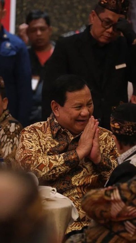 Prabowo dan Andika Perkasa Bertemu Lagi, Wajah Istri Eks Panglima TNI Berseri-seri<br>