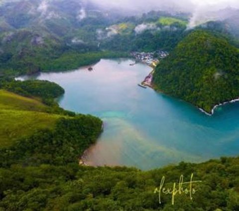 Mengunjungi Desa Teluk Tifu, Surga Tersembunyi di Pulau Buru