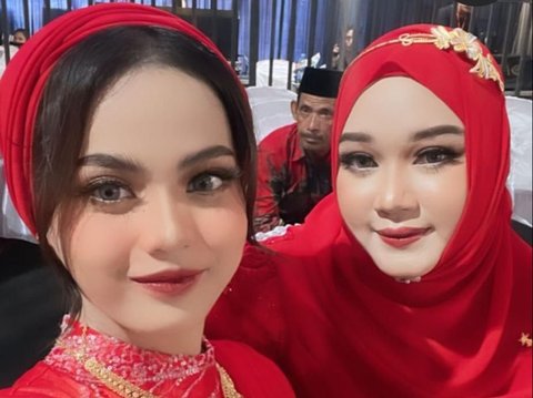 10 Styles of Putri Isnari after Becoming the Wife of a Kalimantan Tycoon, Attending Sister-in-Law's Wedding Wearing a Stack of Gold