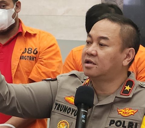 Foto Penampakan Fantastis Tumpukan Uang Rp32 Miliar di Kasus Penipuan Email Compromise