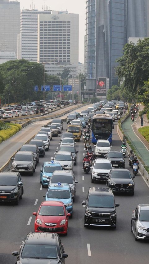 ketentuan uji emisi dapat dilihat dari rincian tiga poin sebagai berikut: <br>Foto: merdeka.com / Imam Buhori<br>