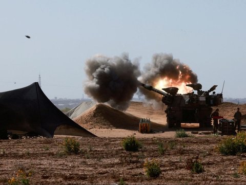 FOTO: Kondisi Rafah Memburuk Dikepung Tank Israel: Pasokan Bantuan Menipis hingga Kehidupan Sejuta Warga Palestina Kian Sulit dan Kelaparan