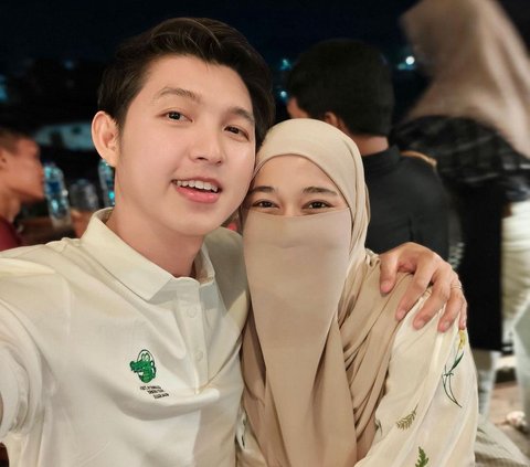 7 Portraits of Ustaz Koh Dennis Lim and Wife Committed to Pregnancy Program After Miscarriage