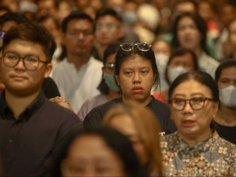 FOTO: Misa Kenaikan Yesus Kristus di Gereja Katedral Jakarta Berlangsung Khidmat