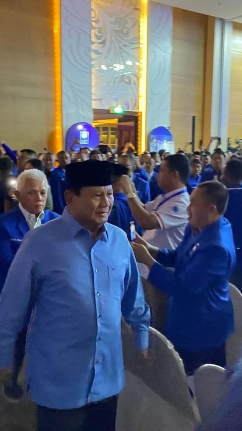 Prabowo Jawab Doa Politik PAN Soal Jatah Menteri di Kabinet: Orang Medan Bilang Masuk Itu Barang