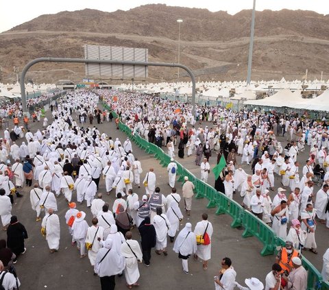 22 Pilgrims Deported Without Official Visa, Banned from Entering Saudi Arabia for 10 Years