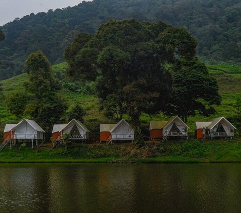 FOTO: Menikmati Keindahan Telaga Saat Bogor, Hulu Sungai Ciliwung yang Menyejukkan