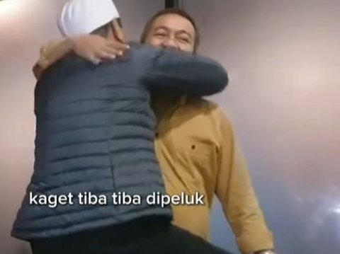 18 Tahun Terpisah, Momen Pertemuan Kakak Adik Ini Bikin Haru