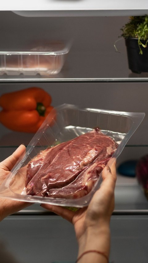Cara Menyimpan Daging Kurban di Kulkas agar Tetap Awet dan Aman Dikonsumsi, Simak Baik-Baik!