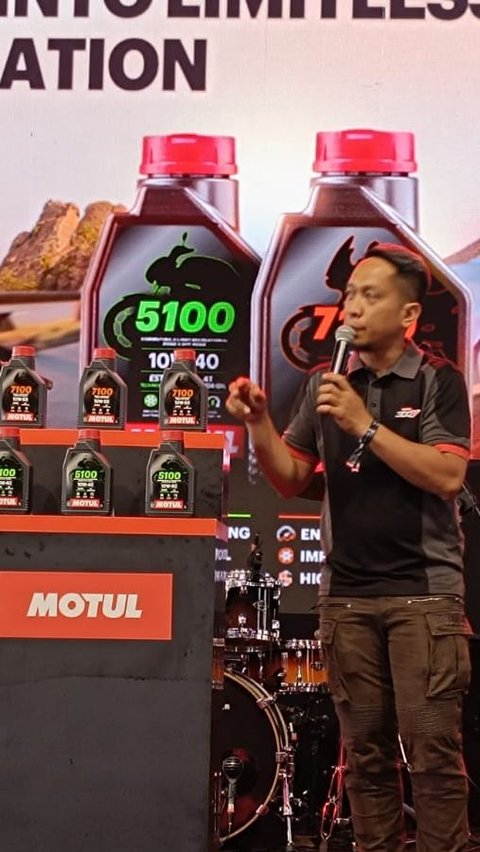 Motul 5100 4T adalah jenis oli yang digunakan