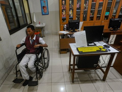 FOTO: Semangat Siswa YCAB Antusias Belajar Beragam Aplikasi Digital