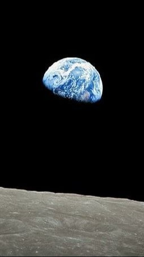 &ldquo;The Earthrise&rdquo;, foto ikonik yang dijepret astronot NASA, Bill Anders.