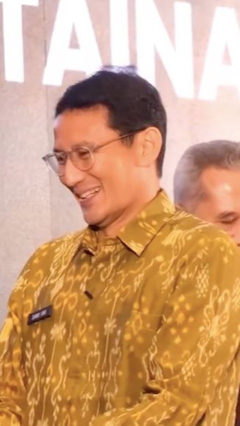 Sandi Mengaku Bahagia<br>