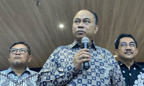 Ketum Projo Soal Peluang Kaesang Maju Pilgub Jakarta: Selama Janur Kuning Belum Melengkung Ya Boleh