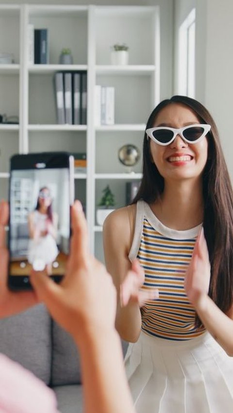 New Features on Instagram, Content Creators Can Generate Income.