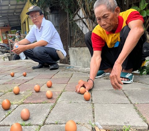 Mengenal Tradisi Mendirikan Telur di Tangerang, Dipercaya Bisa Datangkan Berkah