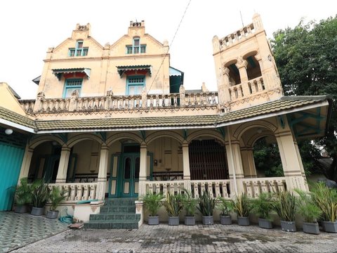 Menjelajahi Kota Tua Gresik Kampungnya Para Crazy Rich, Banyak Rumah Megah Bergaya Eropa dan China