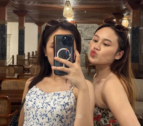Portrait of Rani DA Vacationing in Bali with Bestie, Wearing a Dress to Show Body Goals